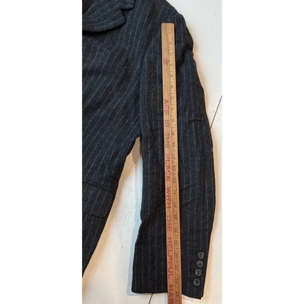 J‎ Crew Vintage 3 Button Wool Blend Charcoal Gray Chalk Stripe Blazer Jacket M